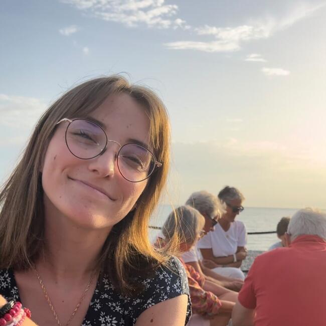 Babysitter in Lille: Lou-anne