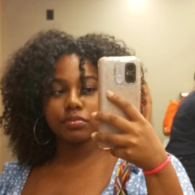 Babá em Lauro de Freitas: Yasmin