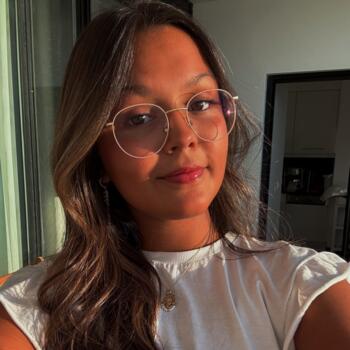 Babysitter in Lisbon: Laura