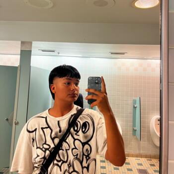 Babysitter in Montreuil: Juan camilo