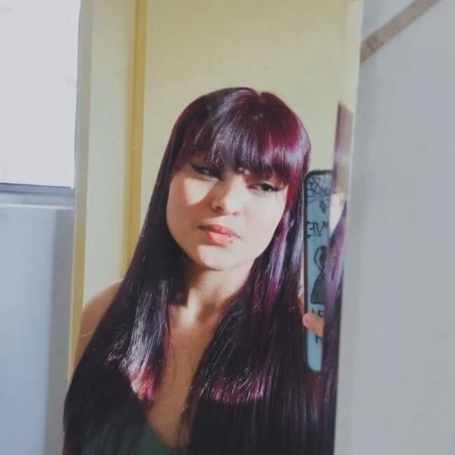 Babysitter in Brasília: Letícia