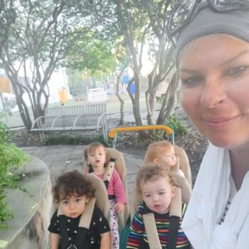 Babysitter in Caracas: Maryol