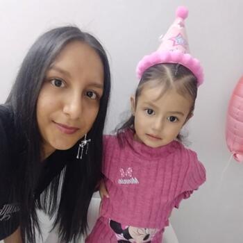 Babysitting job in Bogotá: babysitting job Stephany