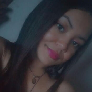 Niñera Bello: Andrea