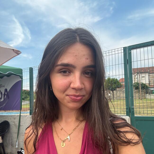 Babysitter em Boliqueime: Carolina