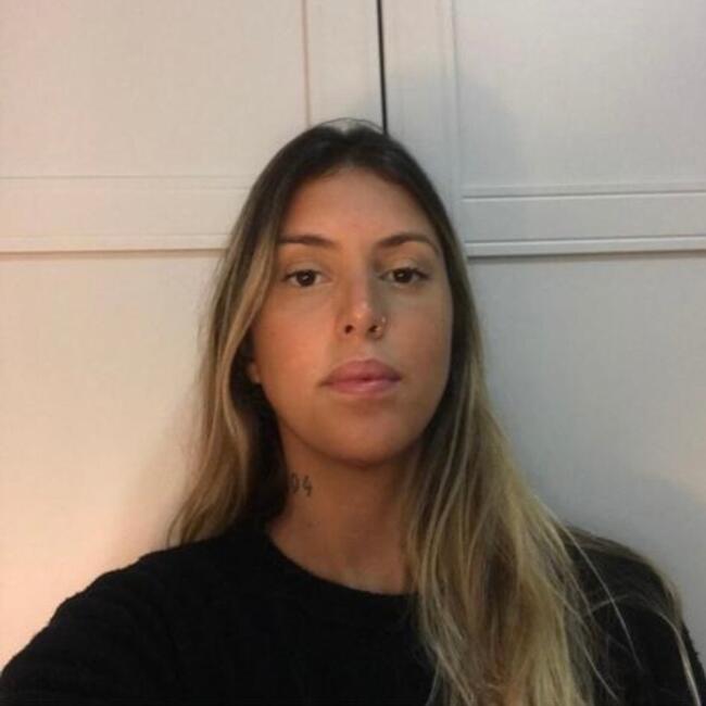 Babysitter em Oeiras: Giovanna Armstrong Basilio