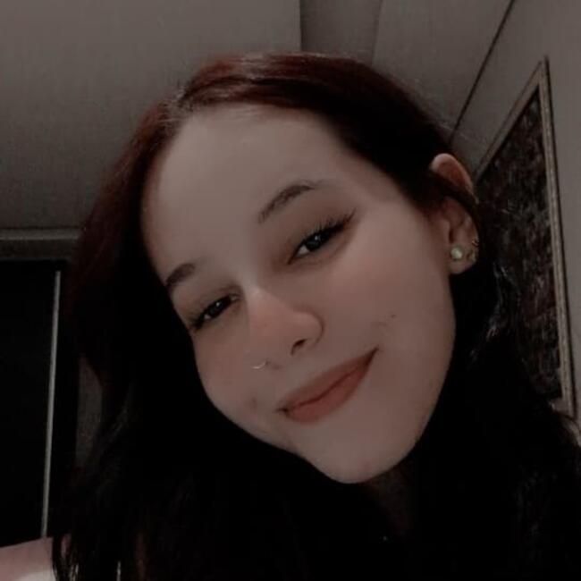 Babysitter in Cuiabá: Ana Clara Gumiero