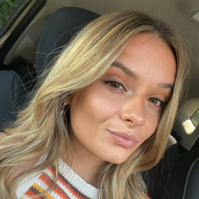 Babysitter in Oingt: Julie