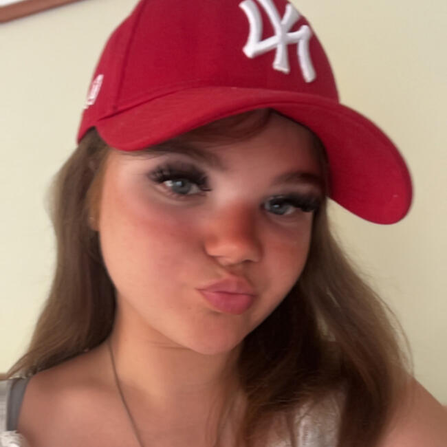 Babysitter in Stockport: Lissy