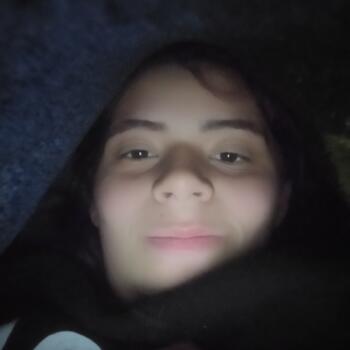 Babysitter in Presidente Franco: Bea