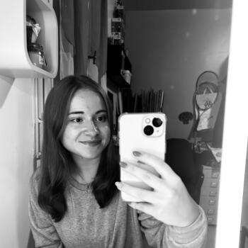 Babysitter in Cressonsacq: Célia