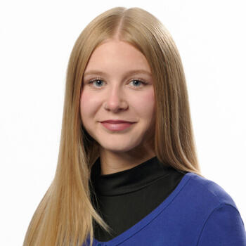 Babysitter in Niederönz: Angelina