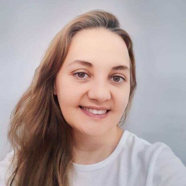 Babysitter in Vale de Cambra: Regina