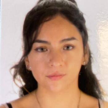 Nanny in Vitoria-Gasteiz: Stefany