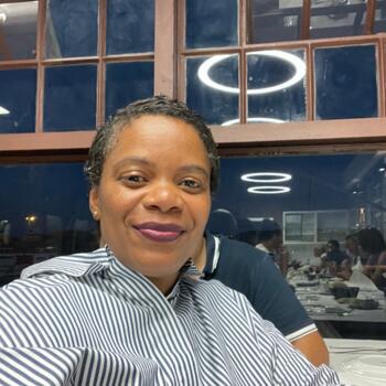 Babysitter em Lisboa: Nadia