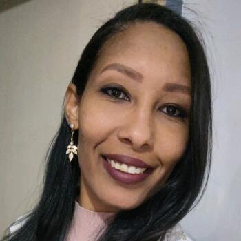 Emprego de babá em Itaquaquecetuba: emprego de babá Juliane