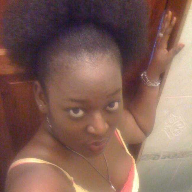 Babysitter in Kingston: Ajoeanna