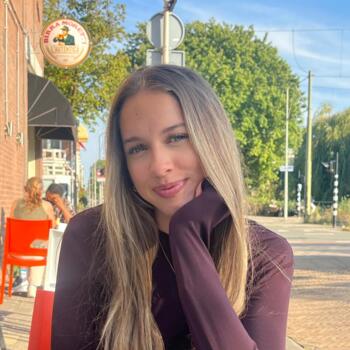 Babysitter in The Hague: Esmee