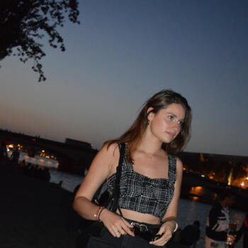 Baby-sitter in Reims: Camille