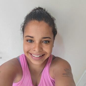 Babysitter in Ribeirão Preto: Jéssica