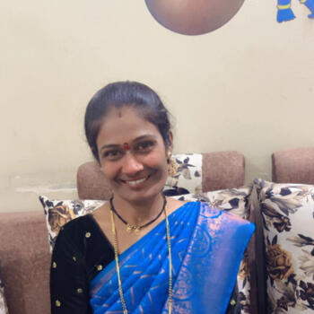 पुणे में आया: Deepali