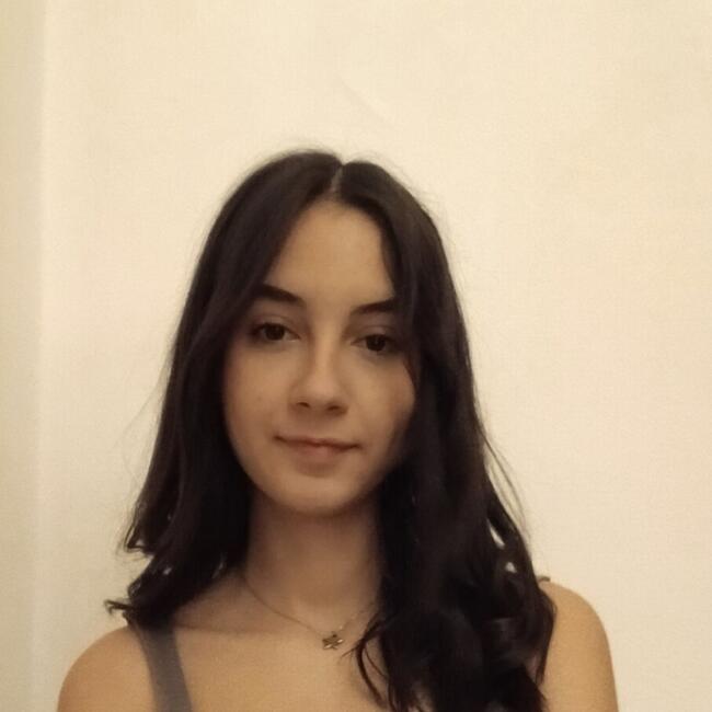 Babysitter in Florence: Elena