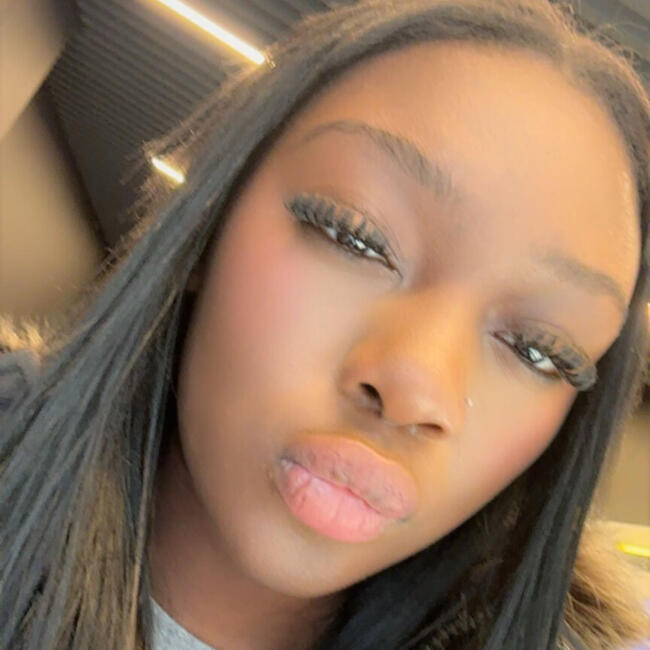 Babysitter in Ingelmunster: Diessy