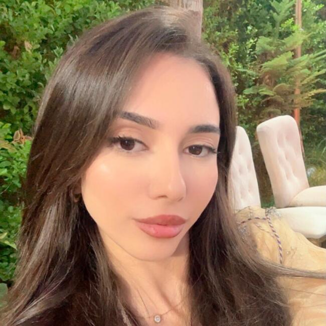 جليسة أطفال في رباط: Soumia
