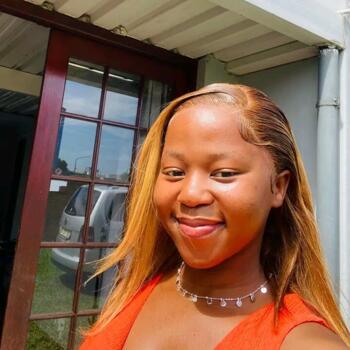 Nanny in Pinetown: Busiswa