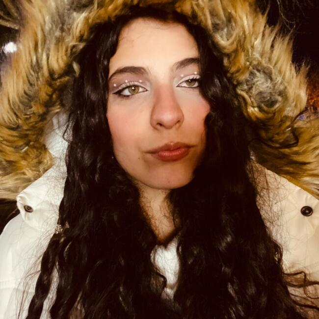 Babysitter in Aveiro: Anna Clara