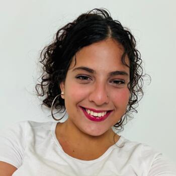 Babysitter Aveiro: Anna Clara
