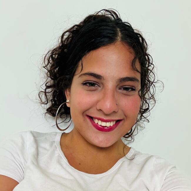 Babysitter in Aveiro: Anna Clara