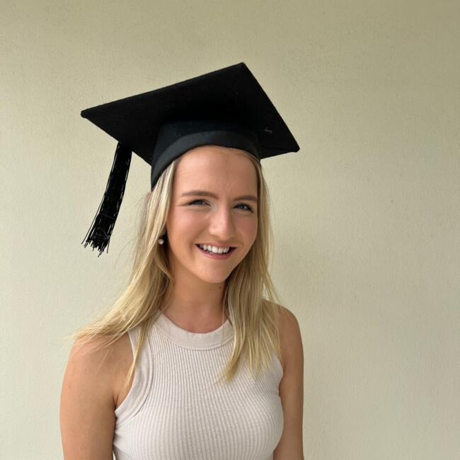 Babysitter in Brisbane: Lucinda