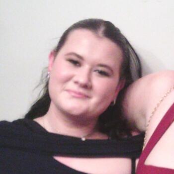 Babysitter in Otorohanga: Shelby