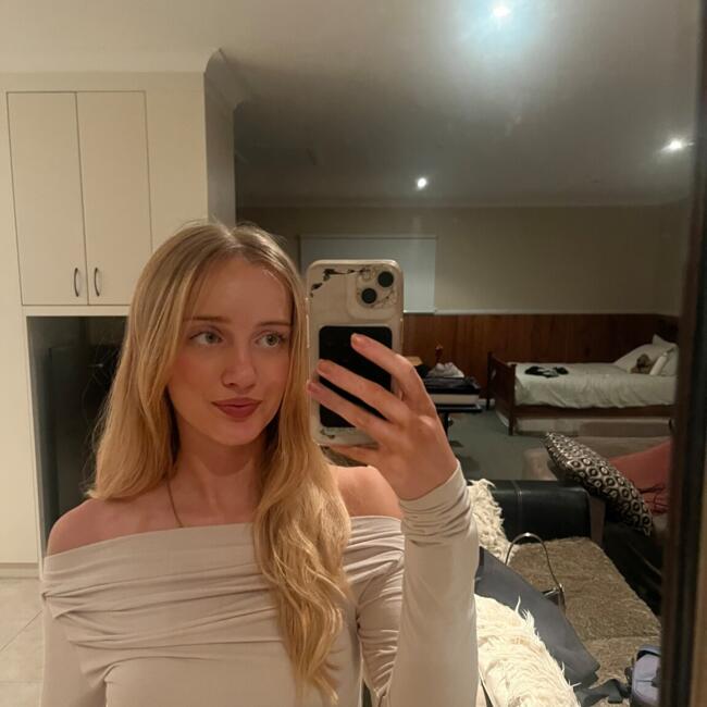 Babysitter in Launceston: Thea