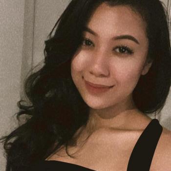 Babysitter in Kuala Lumpur: Bella