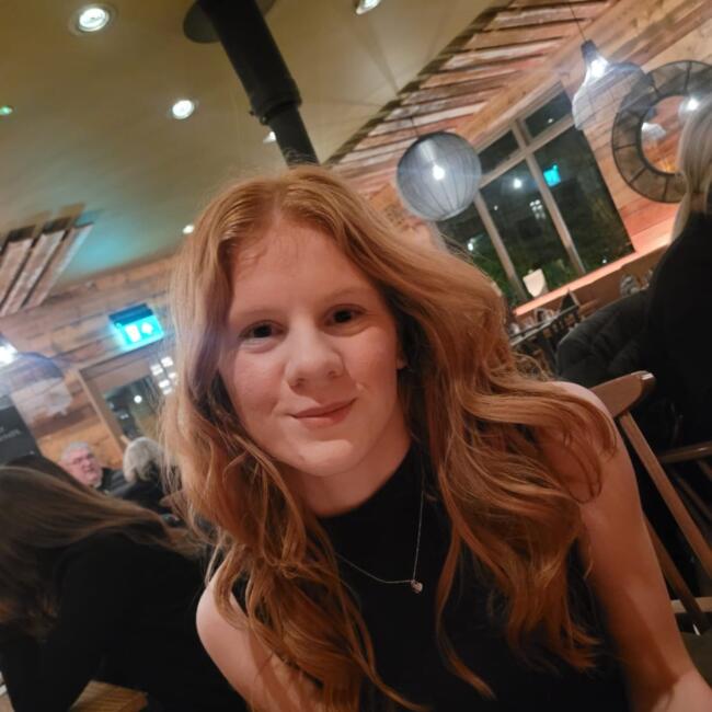 Babysitter in Burton-on-Trent: Lauren