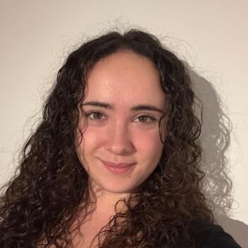 Babysitter in Sant Feliu de Llobregat: Lara