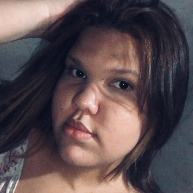 Babá em Aracaju: Livia