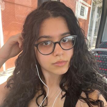 Babysitter in Birmingham: Matea