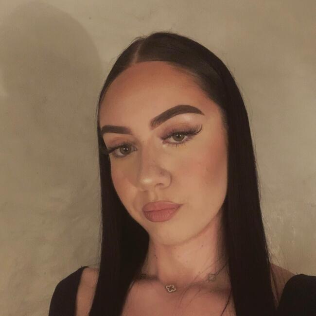 Babysitter in Puget-sur-Argens: Charline