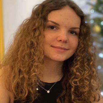 Baby-sitter in Bauvin: Chloé
