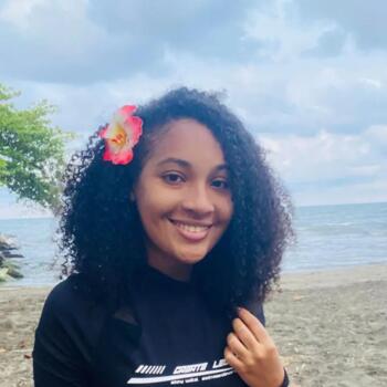 Niñera Ciudad de Limón: Alisha