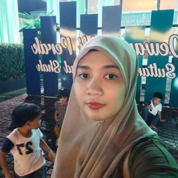 Babysitter in Kuantan: Siti