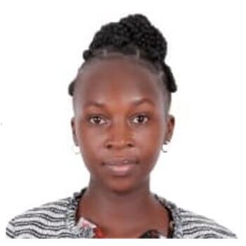 جليسة أطفال دبي: Rose