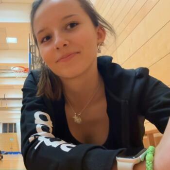 Babysitter in Sankt Ingbert: Lara