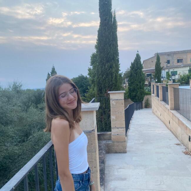 Canguro en Turís: Lucía