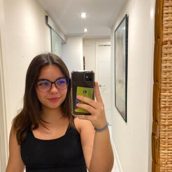 Babysitter in Donostia / San Sebastian: Ainara