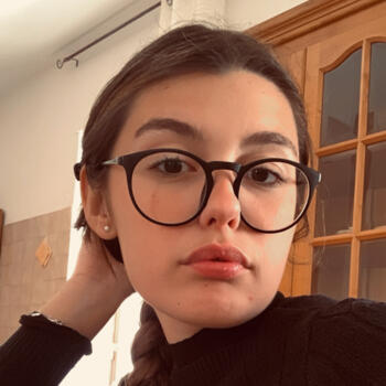 Babysitter in Nuoro: Noemi