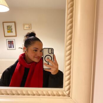 Babysitter in Melbourne: Maya